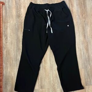 Figs Women Black XXL Scrub Pants